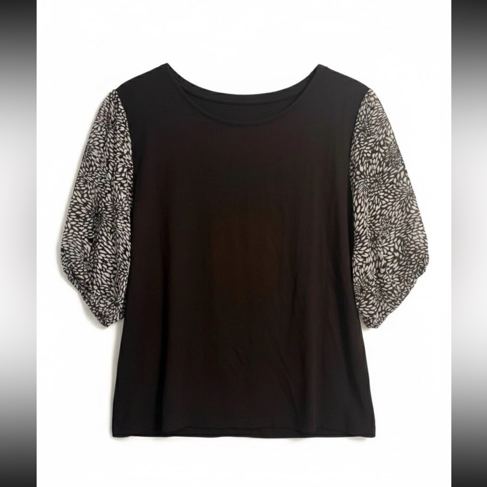 Tahari Black & White Blouse Floral Sheer Short Sleeve Size 2x/TTG A0014